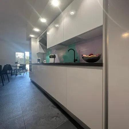 Acquamarina Luxury 게스트하우스 부도니